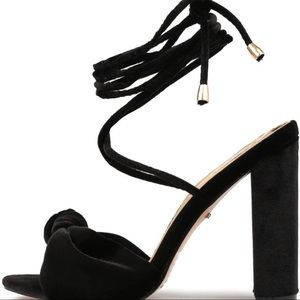 Billini Liviah Black Velvet Tie-Up Block Heels 8